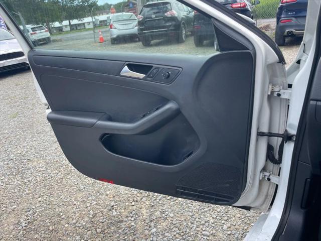 2015 Volkswagen Jetta 2.0L S