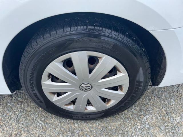 2015 Volkswagen Jetta 2.0L S