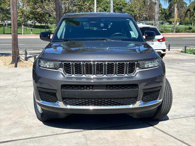 2022 Jeep Grand Cherokee L Laredo 4x2