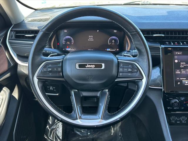 2022 Jeep Grand Cherokee L Laredo 4x2