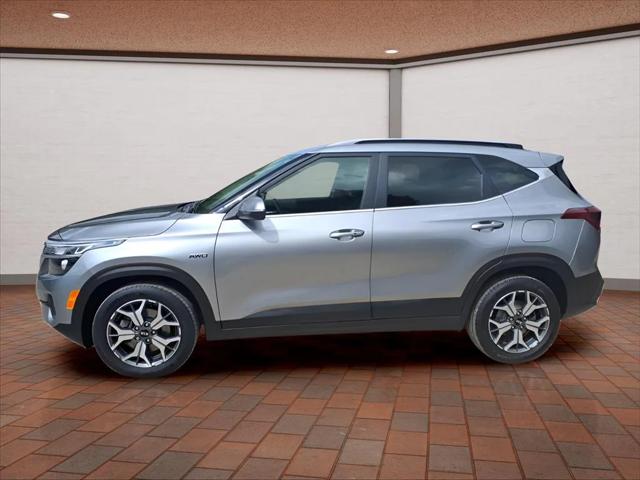 2021 Kia Seltos EX 2021 Kia Seltos EX