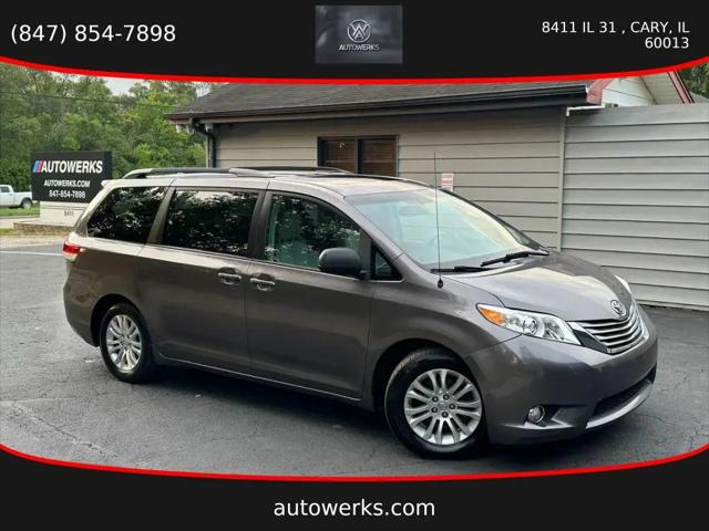 2014 Toyota Sienna XLE V6 8 Passenger for sale in Cary, IL