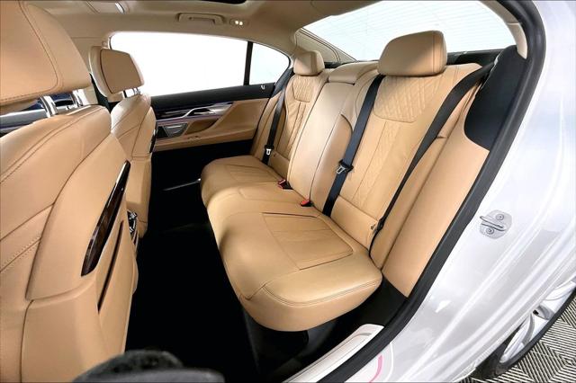 Used 2022 BMW 750 For Sale in Millington, TN