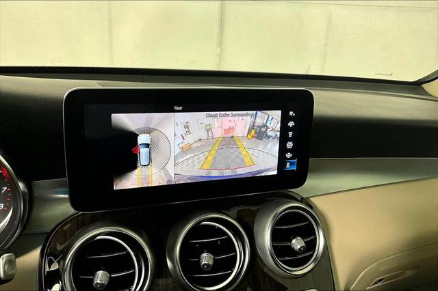 2022 Mercedes-Benz GLC GLC300 - Photo 21