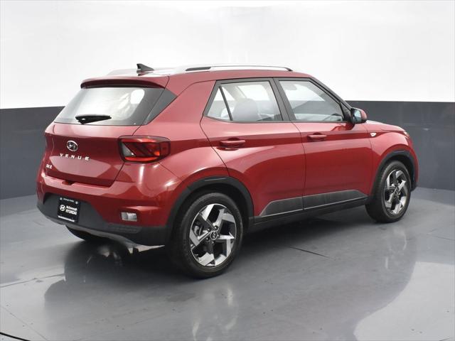 2022 Hyundai Venue SEL