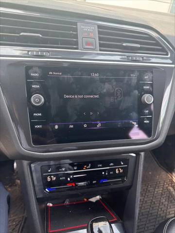 2022 Volkswagen Tiguan 2.0T SE R-Line Black
