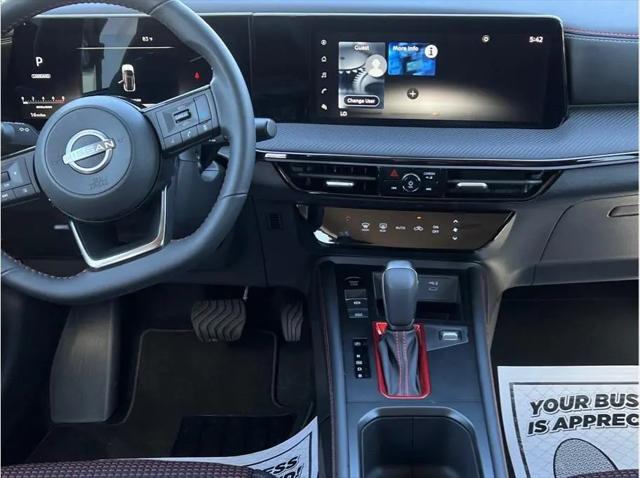 2025 Nissan Kicks SR FWD