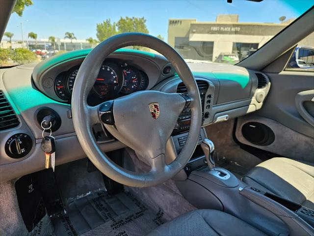 2004 Porsche 911 Carrera