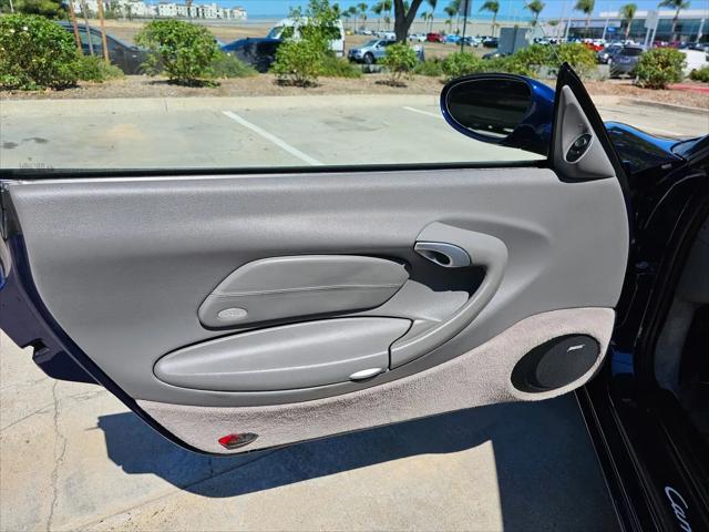 2004 Porsche 911 Carrera