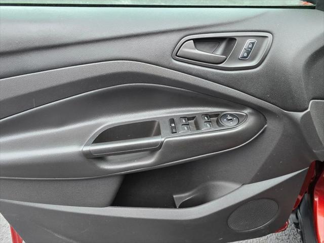 2015 Ford Escape S
