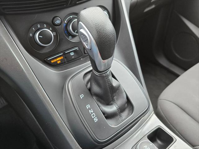 2015 Ford Escape S