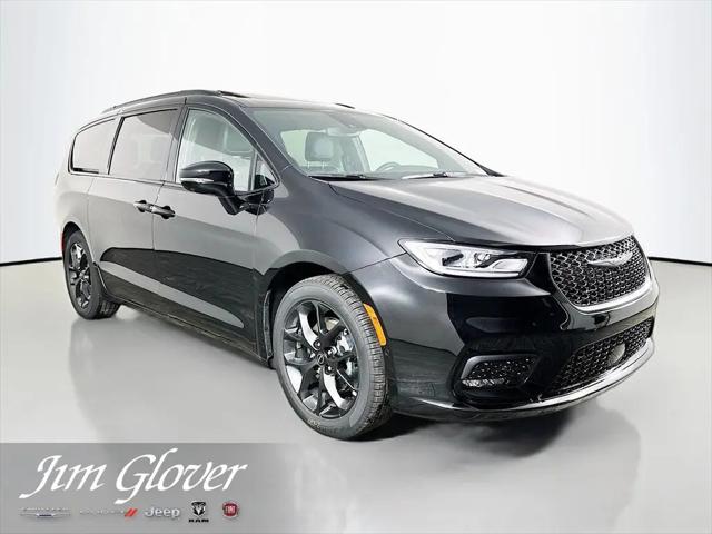 2026 Chrysler Pacifica Limited for sale in Owasso, OK