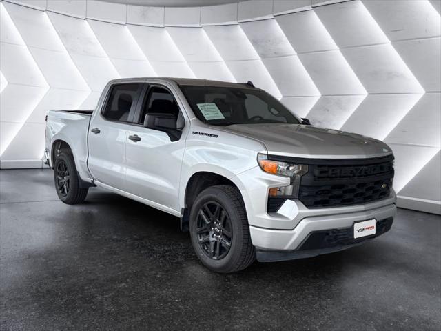 2022 Chevrolet Silverado 1500 2WD Crew Cab Short Bed Custom