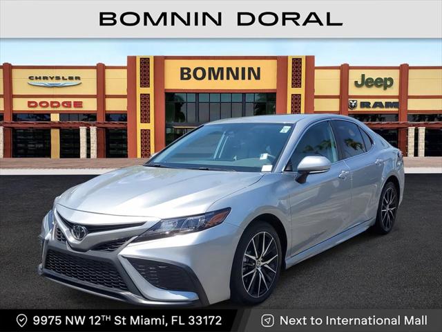 2024 Toyota Camry SE