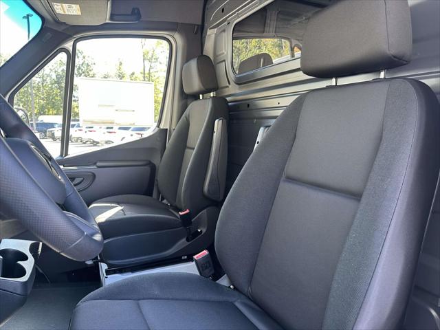 2025 Mercedes-Benz Sprinter 2500 High Roof 4-Cyl Diesel HO