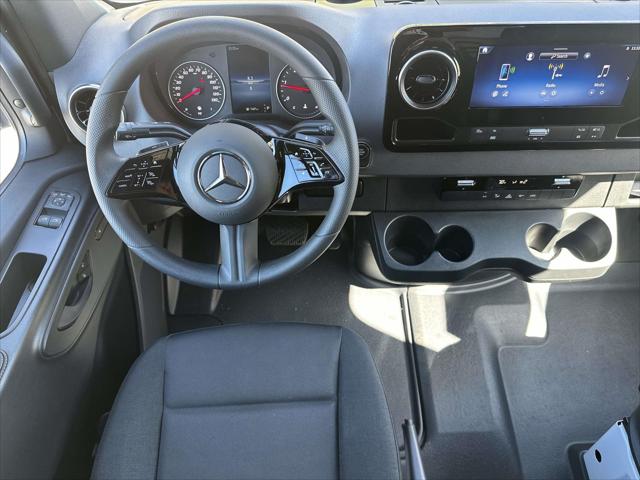 2025 Mercedes-Benz Sprinter 2500 High Roof 4-Cyl Diesel HO