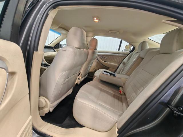 2019 Ford Taurus SE