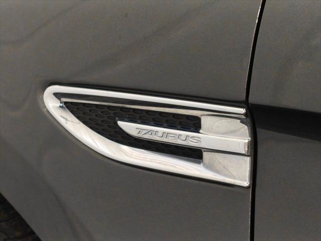 2019 Ford Taurus SE