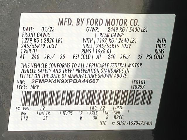2023 Ford Edge Titanium