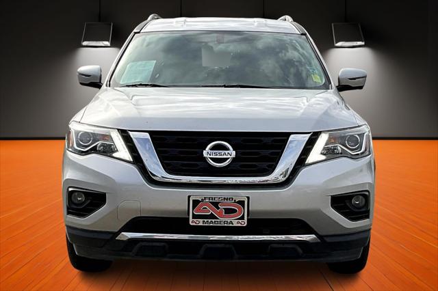 2020 Nissan Pathfinder SL 2WD