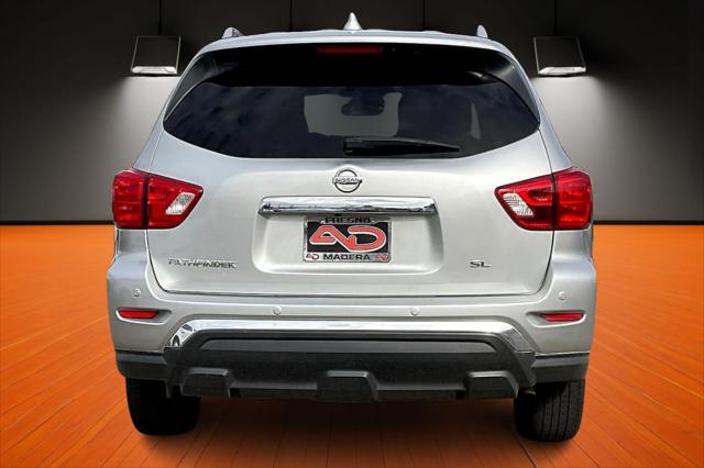 2020 Nissan Pathfinder SL 2WD