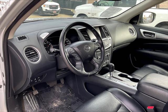 2020 Nissan Pathfinder SL 2WD