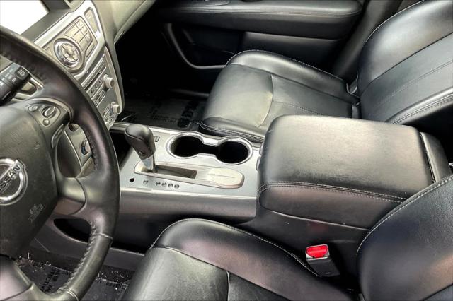 2020 Nissan Pathfinder SL 2WD