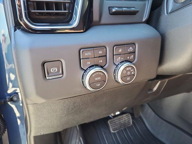 2025 GMC Sierra 2500HD 4WD Crew Cab Standard Bed Denali Ultimate