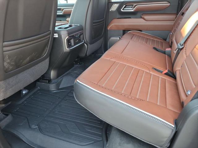 2025 GMC Sierra 2500HD 4WD Crew Cab Standard Bed Denali Ultimate