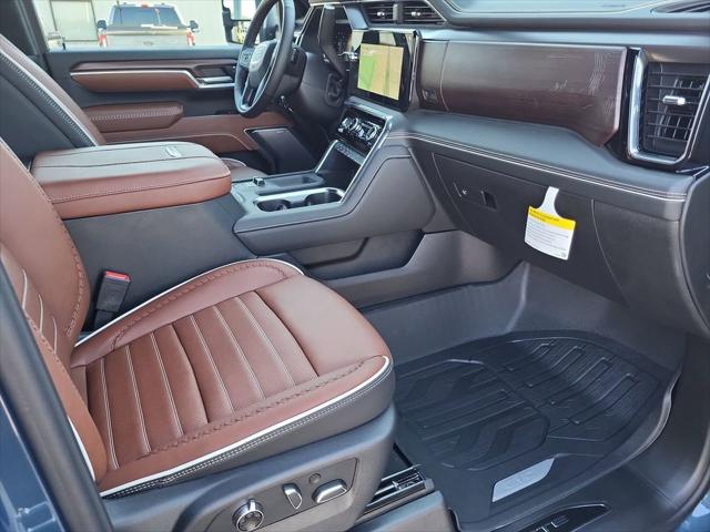 2025 GMC Sierra 2500HD 4WD Crew Cab Standard Bed Denali Ultimate