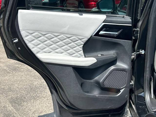 2023 Mitsubishi Outlander PHEV SEL S-AWC