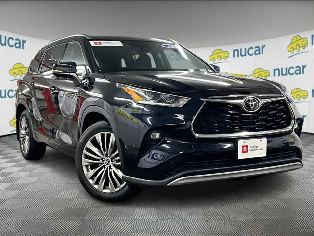 2022 Toyota Highlander Platinum for sale in Norwood, MA