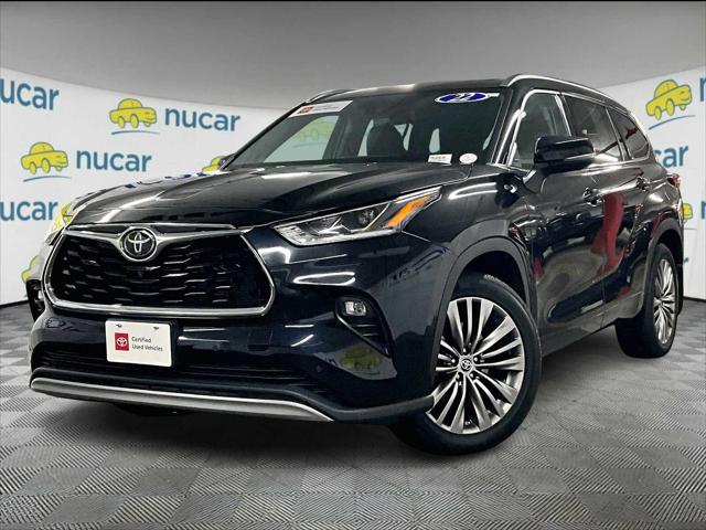 2022 Toyota Highlander Platinum