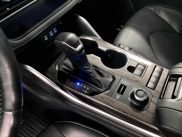 2022 Toyota Highlander Platinum