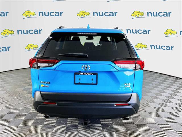 2020 Toyota RAV4 XLE