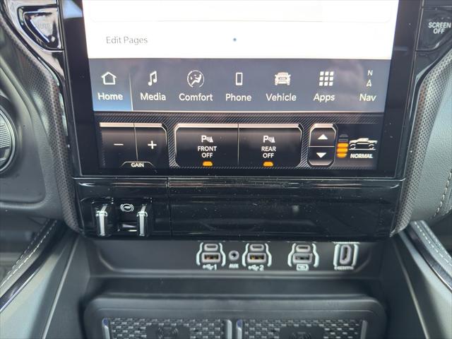 2026 Ram 1500 Limited Crew Cab 4x4 57 Box