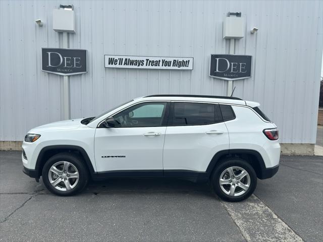 2024 Jeep Compass Latitude 4x4 2024 Jeep Compass Latitude 4x4