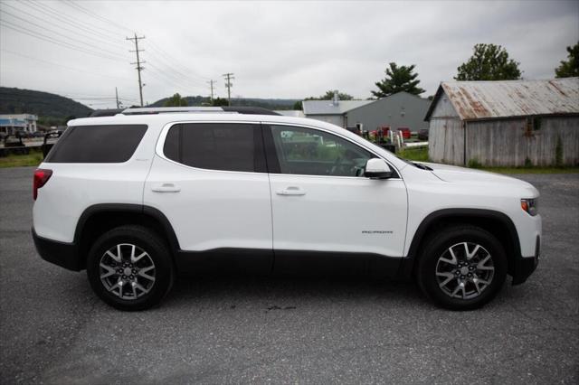 2023 GMC Acadia AWD SLT 2023 GMC Acadia AWD SLT