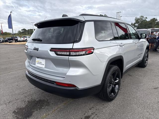 2025 Jeep Grand Cherokee GRAND CHEROKEE L ALTITUDE 4X2
