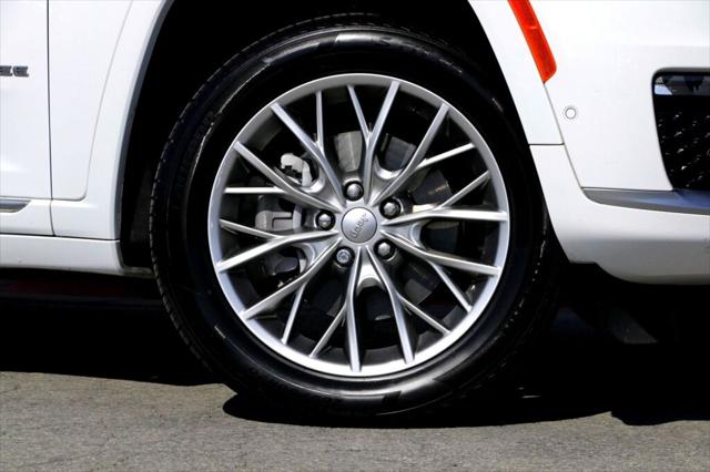 2023 Jeep Grand Cherokee L Summit 4x4