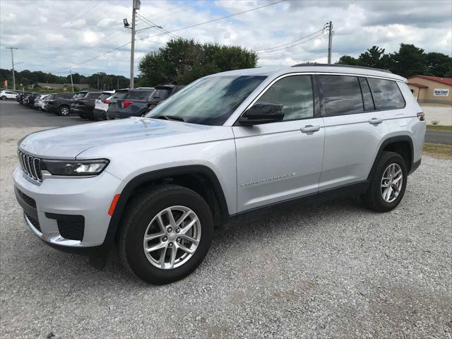 2024 Jeep Grand Cherokee L Laredo 4x4 2024 Jeep Grand Cherokee L Laredo 4x4