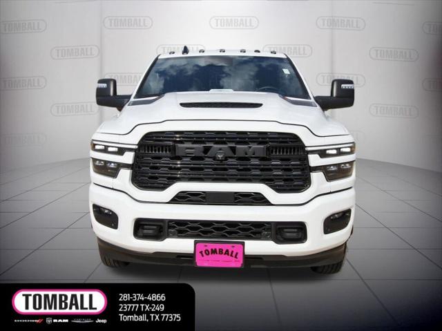 2025 RAM 3500 Limited Crew Cab 4x4 8 Box