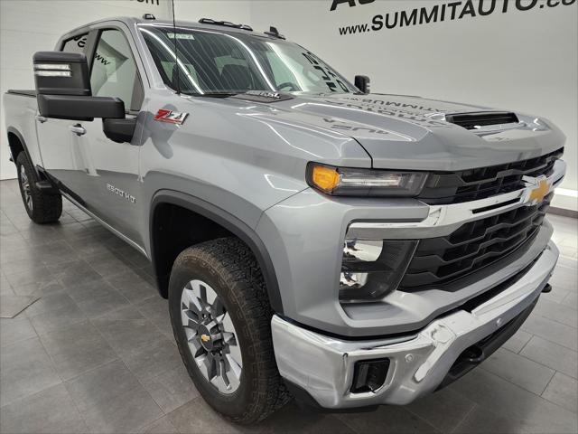 2025 Chevrolet Silverado 2500HD 4WD Crew Cab Standard Bed LT
