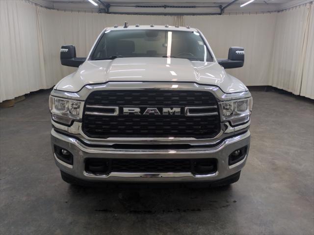 2024 RAM 3500 Big Horn Crew Cab 4x4 8 Box