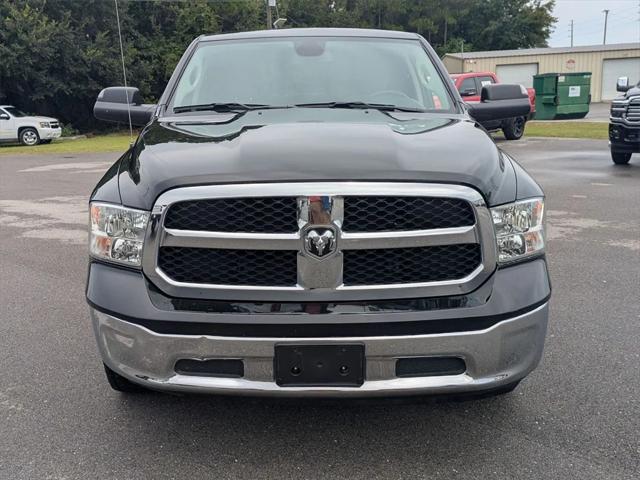 2023 RAM 1500 Classic SLT Crew Cab 4x4 57 Box 2023 RAM 1500 Classic SLT Crew Cab 4x4 57 Box