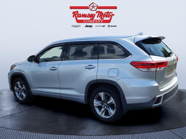 2019 Toyota Highlander Limited Platinum