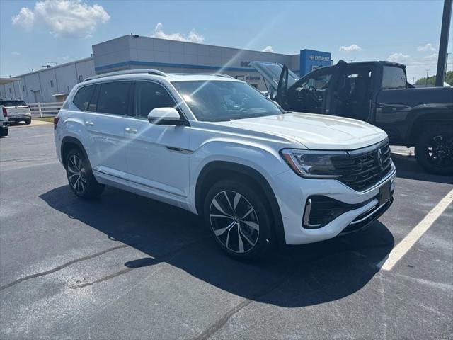 2025 Volkswagen Atlas 2.0T SEL Premium R-Line