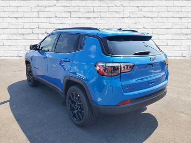 2025 Jeep Compass COMPASS LATITUDE 4X4