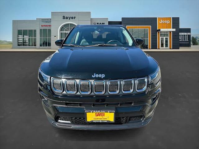 2022 Jeep Compass Latitude Lux 4x4 2022 Jeep Compass Latitude Lux 4x4