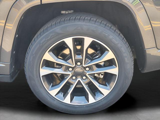 2022 Jeep Grand Cherokee L Overland 4x4